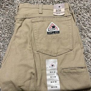 Bulwark FR MENS jeans 38X30 NWT